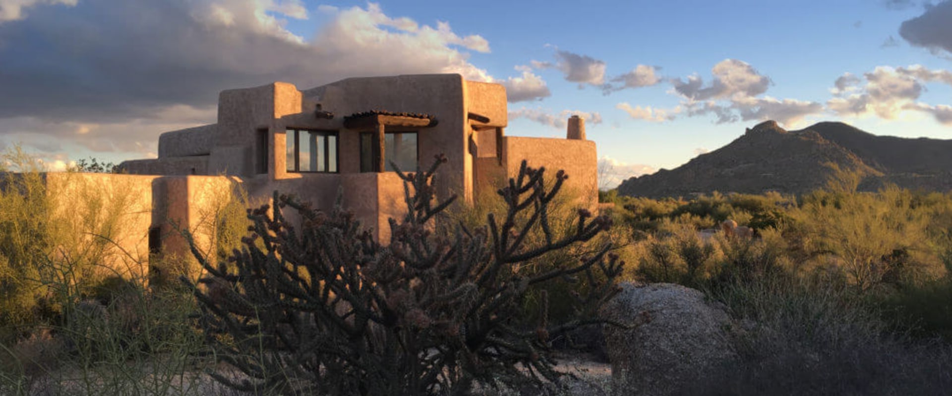 Types of Real Estate Services Offered in Tucson